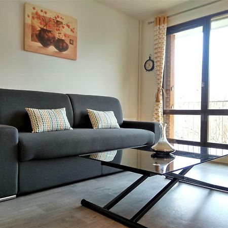 Budget Apart With Balcony And Great View Saint-Denis  Kültér fotó