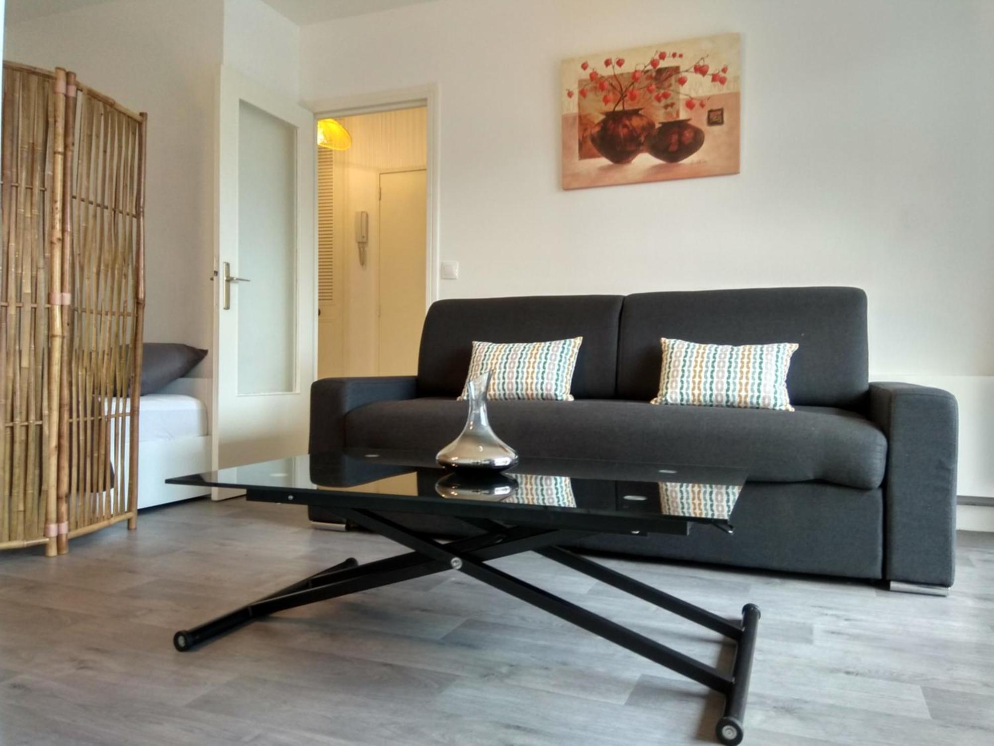 Budget Apart With Balcony And Great View Saint-Denis  Kültér fotó