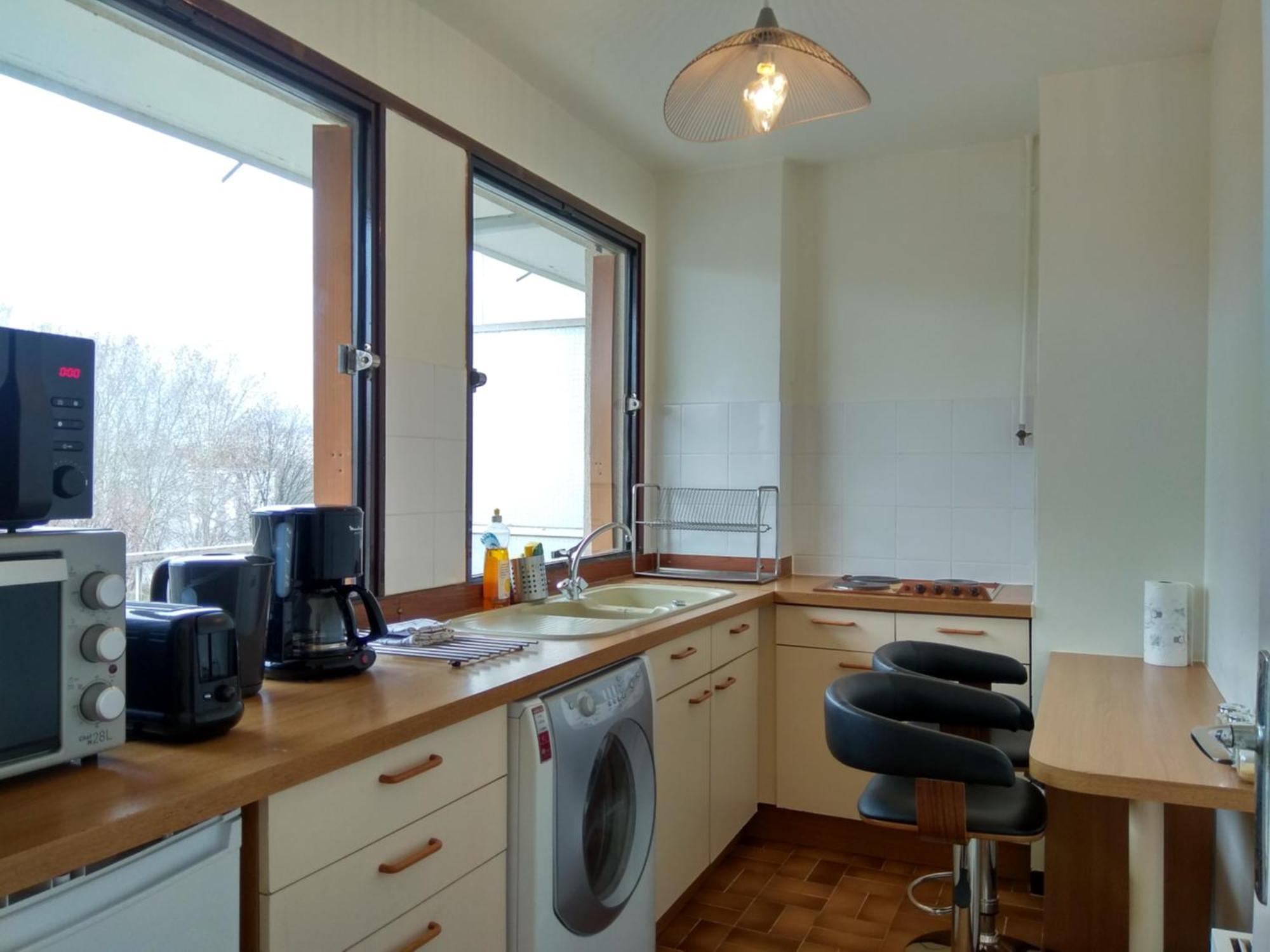 Budget Apart With Balcony And Great View Saint-Denis  Kültér fotó