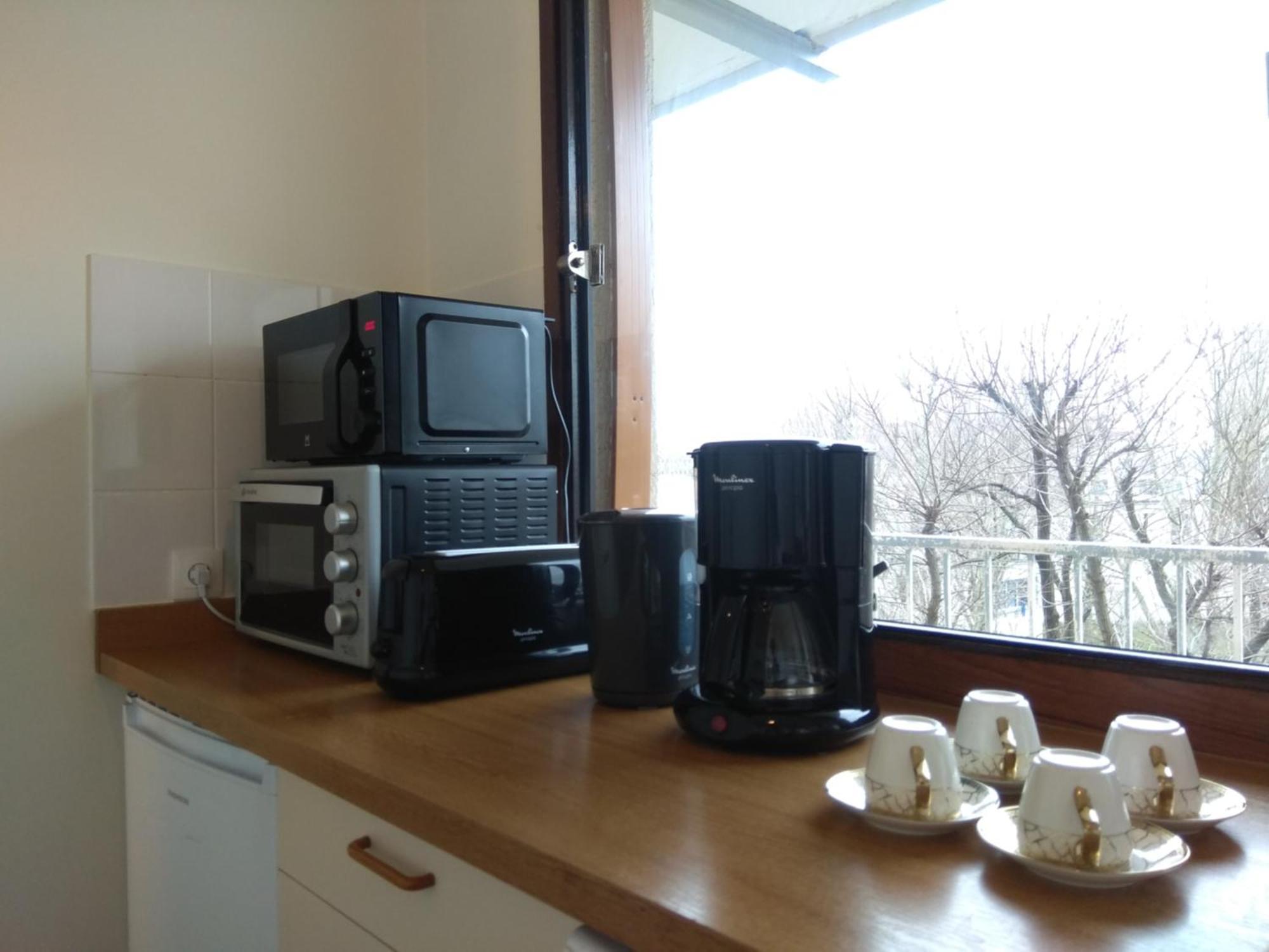 Budget Apart With Balcony And Great View Saint-Denis  Kültér fotó